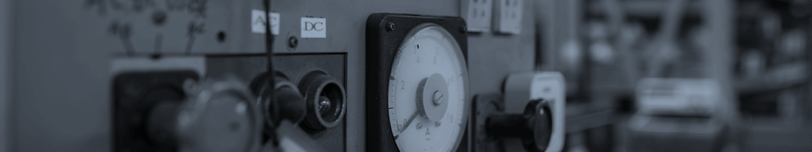 OUR PRODUCTS 背景画像